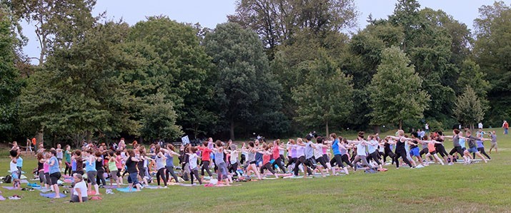 Free Outdoor Yoga Class NYC at Prospect Park