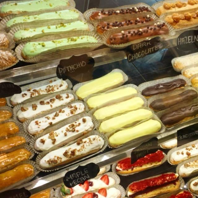 Éclair Bakery NYC