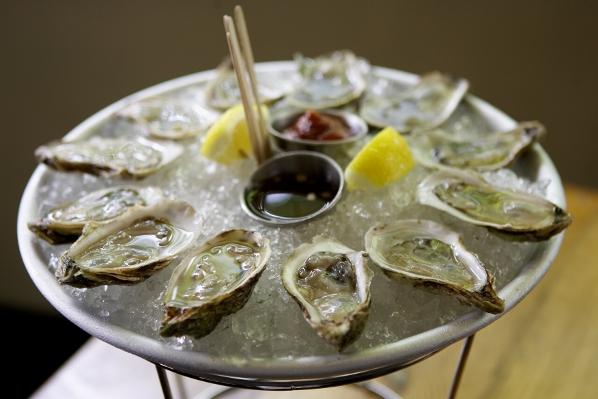 Ditch Plain Oyster Platter