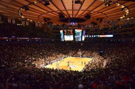 New York Knicks Basketball - Watching the Game Like You Know